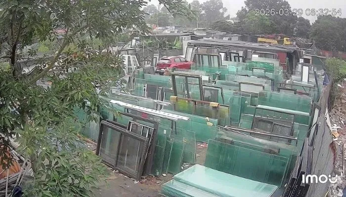 Giá thu mua nhôm cửa kính cũ phụ thuộc vào yếu tố nào?