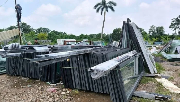 Thu mua cửa nhôm kính cũ tận nơi tại Hà Nội giá cao